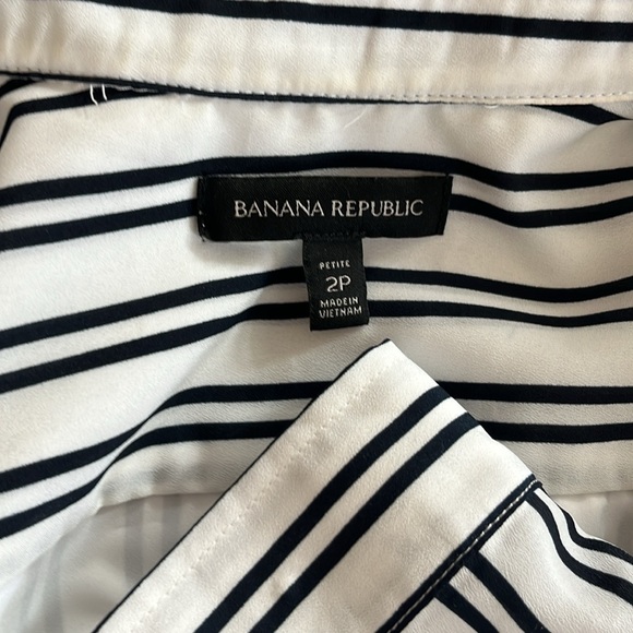 Bundle. 2 Maxi dresses! One is Loft beach and one is Banana Republic - Picture 2 of 7